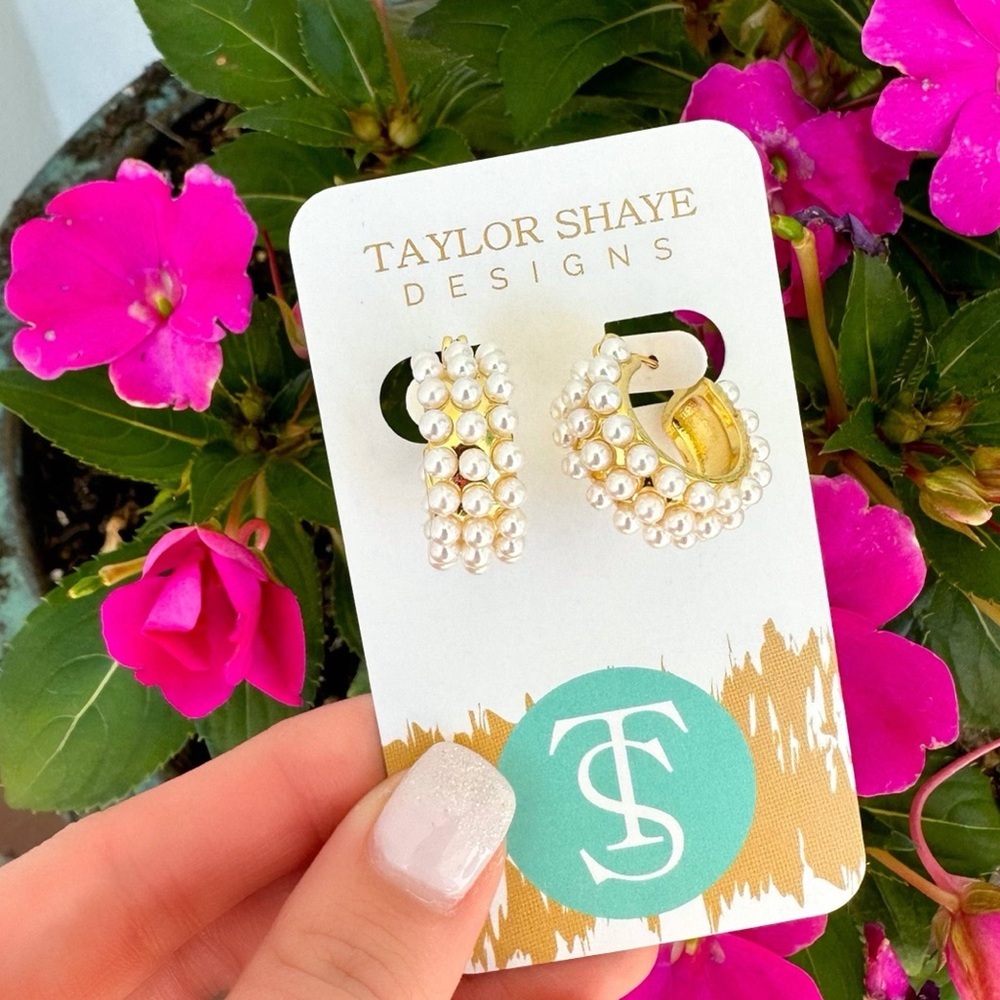 Taylor Shaye Frances Pearl Hoop Earrings